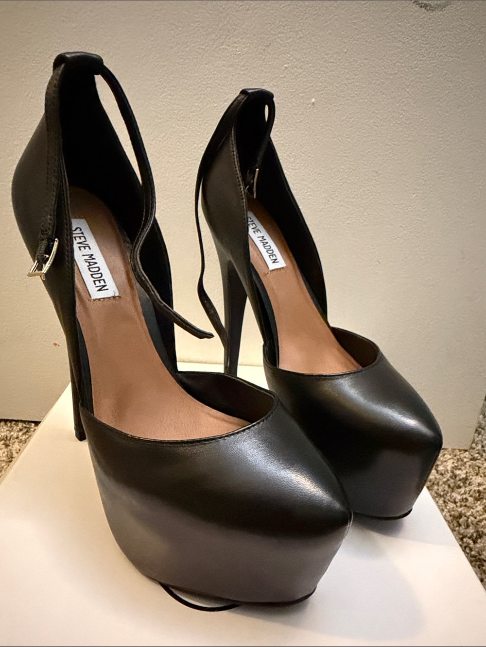 NIB Steve Madden Deeny Black Leather High Heel Platform Maryjane Pumps Size 9M